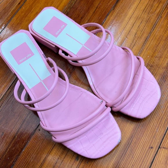 Dolce Vita Sandals - Picture 4 of 4